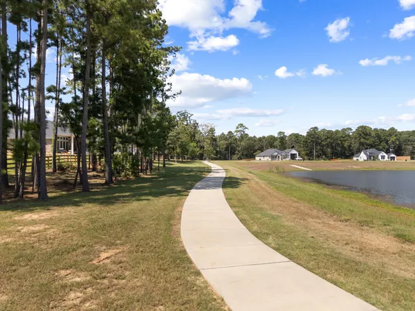 $3,000 | 522 Black Bronco Road, Magnolia, TX 77354