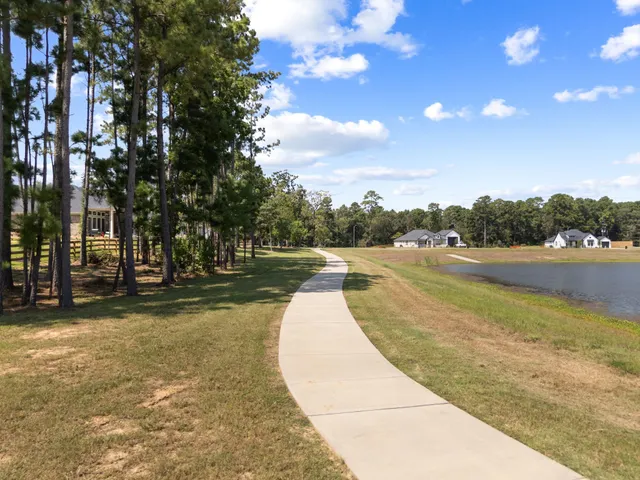 $3,000 | 522 Black Bronco Road, Magnolia, TX 77354