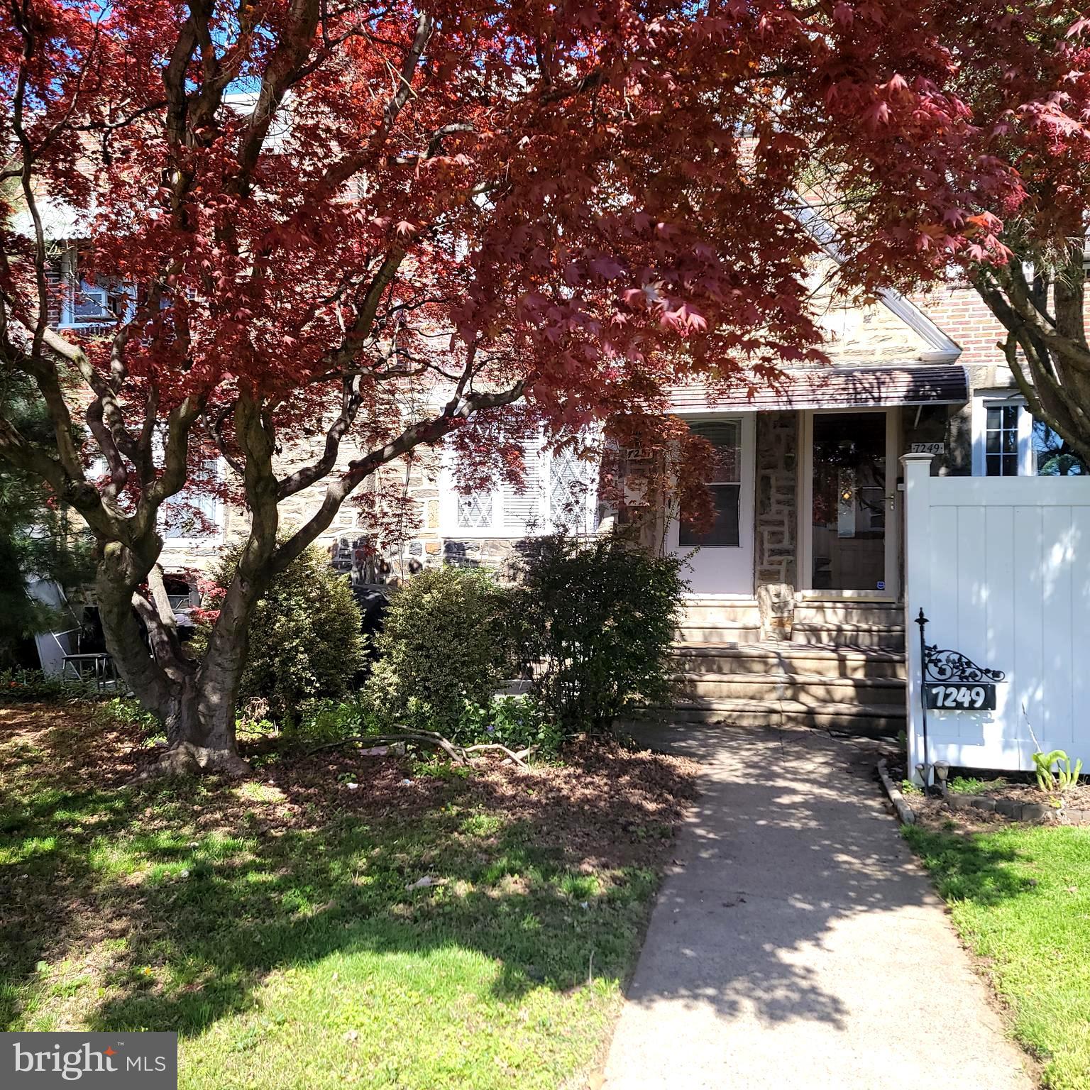 7251 Bradford Road Upper Darby, PA 19082 - Photo 1 of 39 large Front Yard