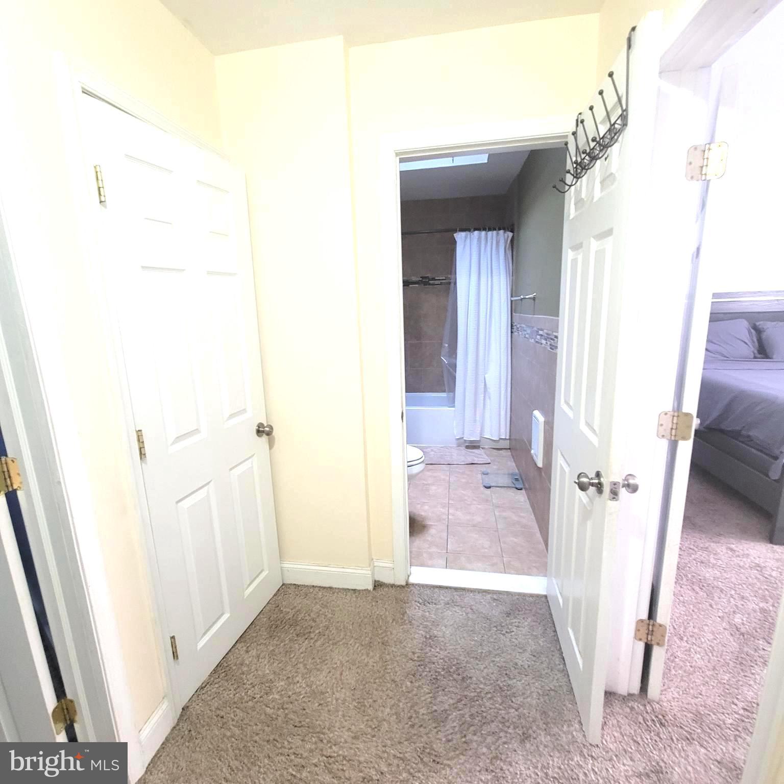 7251 Bradford Road Upper Darby, PA 19082 - Photo 10 of 39