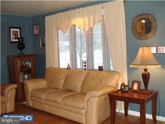 602 Warwick Road Magnolia, NJ 08049 - Photo 2 of 12 Gallery Image 2