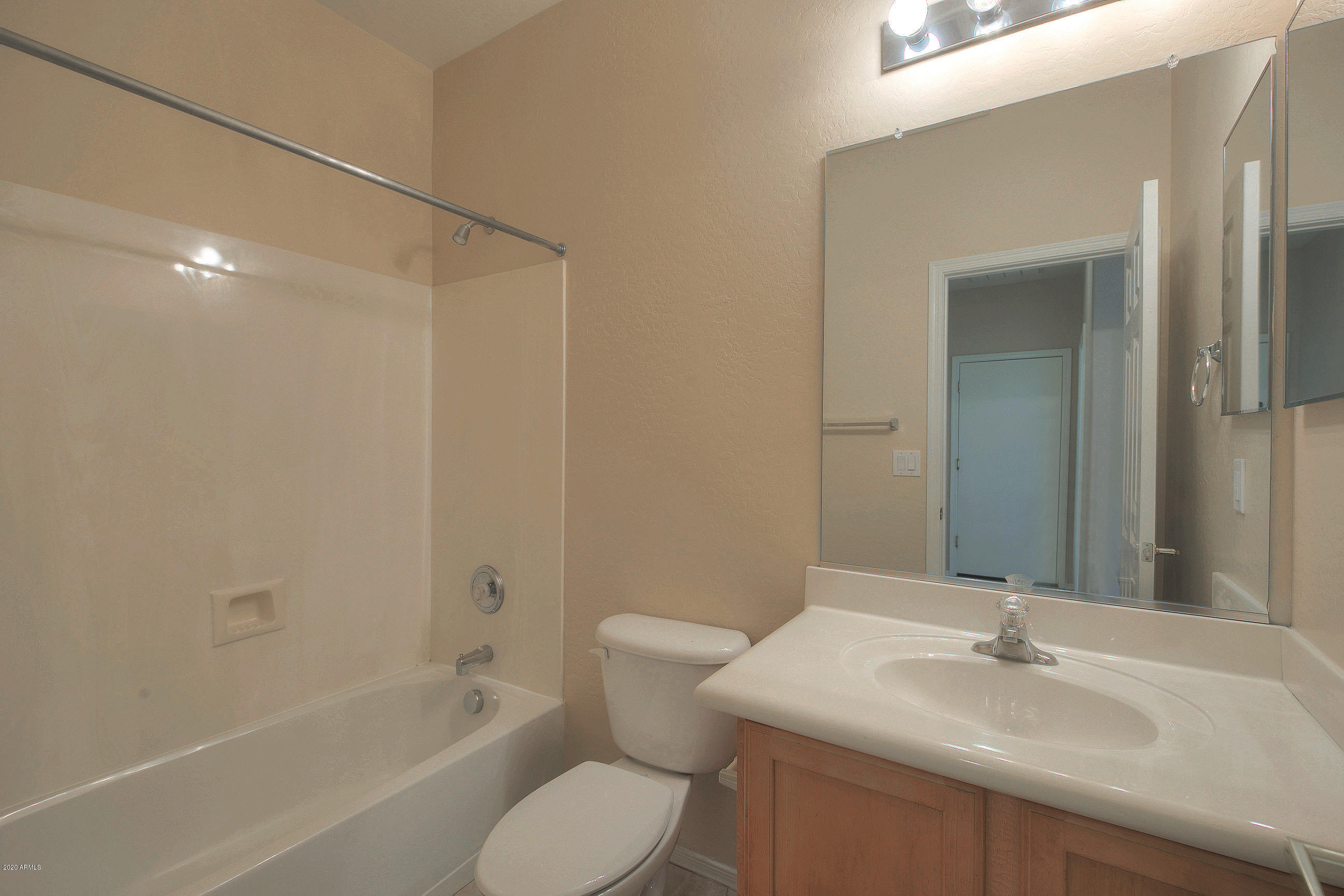 40012 North River Bend Road Anthem, AZ 85086 - Photo 20 of 25 Guest Bathroom 1