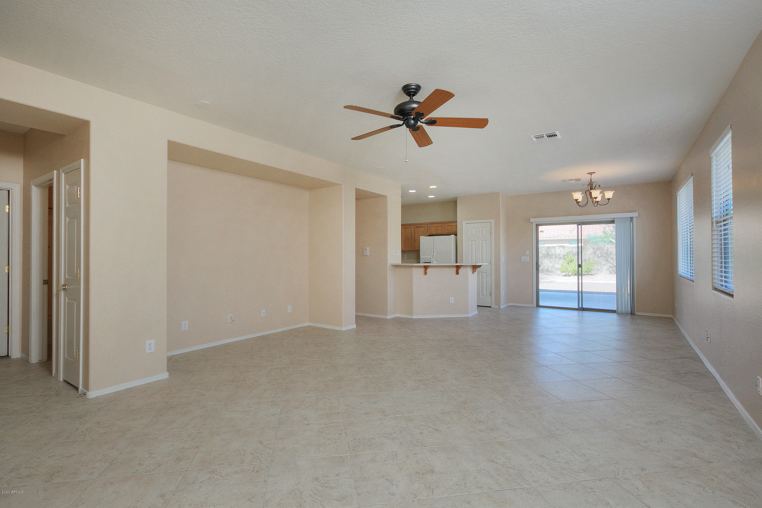 40012 North River Bend Road Anthem, AZ 85086 - Photo 3 of 25 Living Room 1