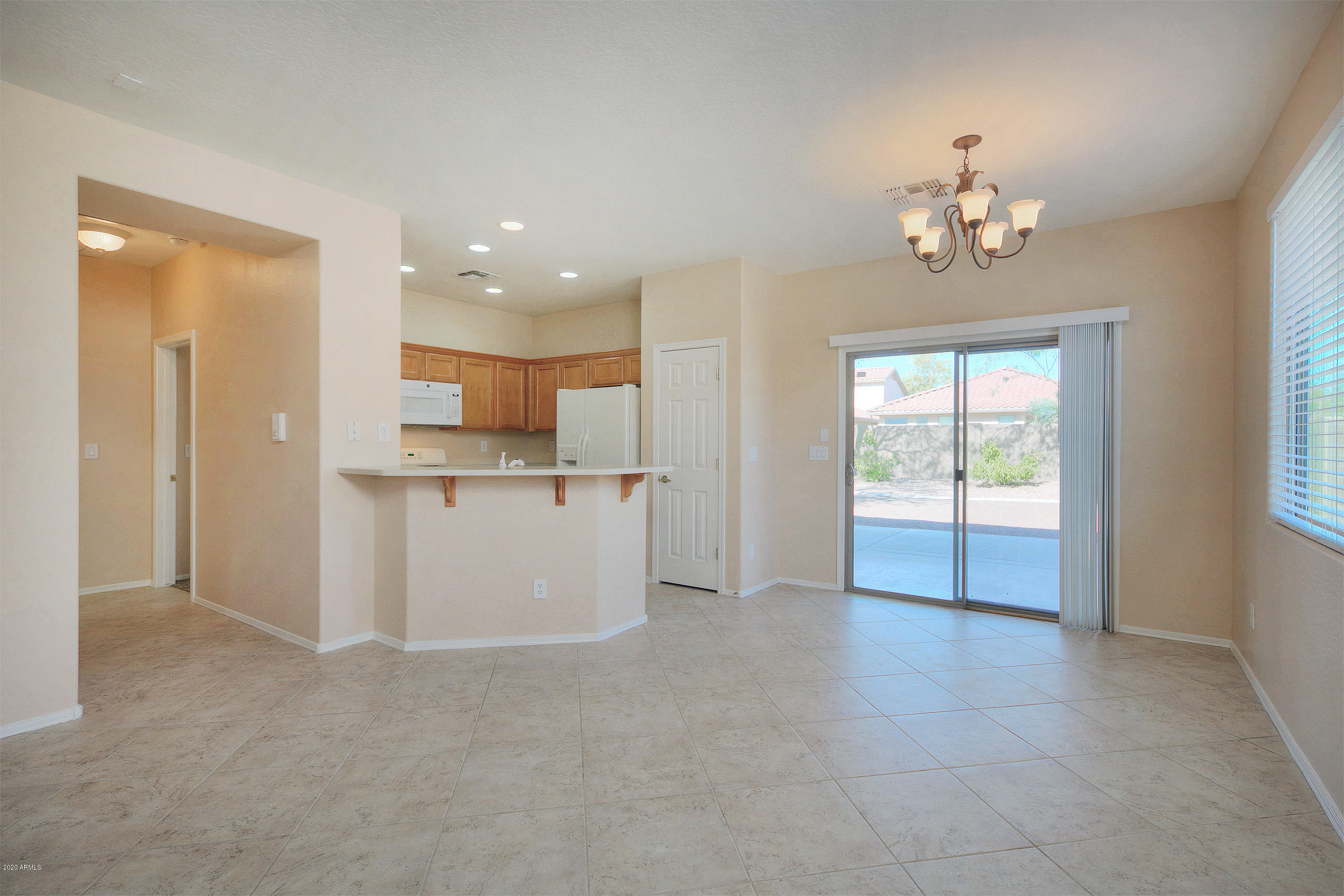 40012 North River Bend Road Anthem, AZ 85086 - Photo 4 of 25 Dining Area