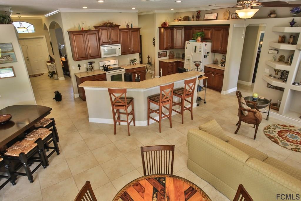 8 Ripley Place Palm Coast, FL 32164 - Photo 13 of 32 Gallery Image 13