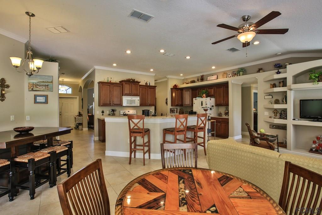 8 Ripley Place Palm Coast, FL 32164 - Photo 16 of 32 Gallery Image 16