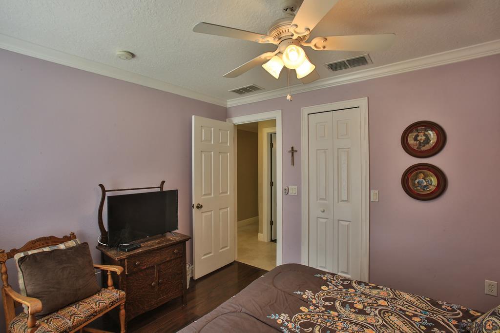 8 Ripley Place Palm Coast, FL 32164 - Photo 27 of 32 Gallery Image 27