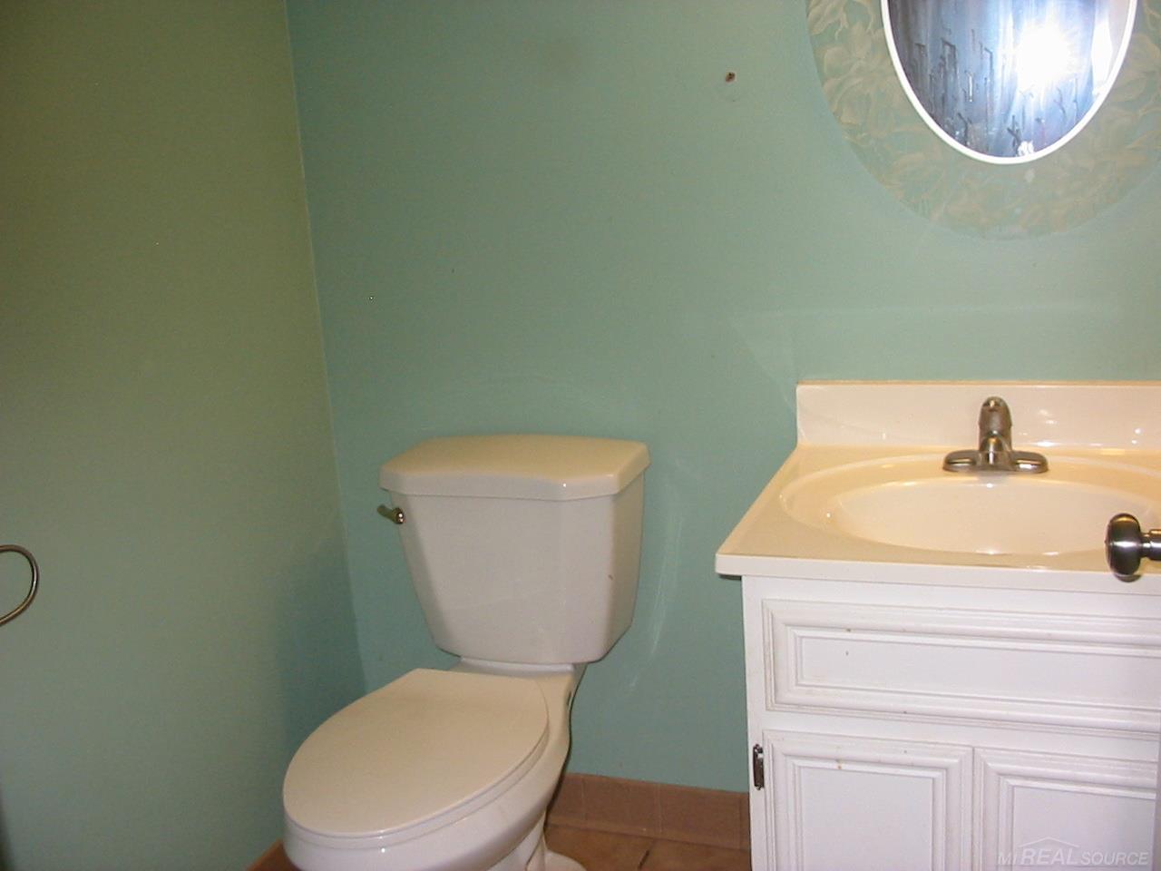 61561 North Ridge Trail Washington, MI 48094 - Photo 7 of 19