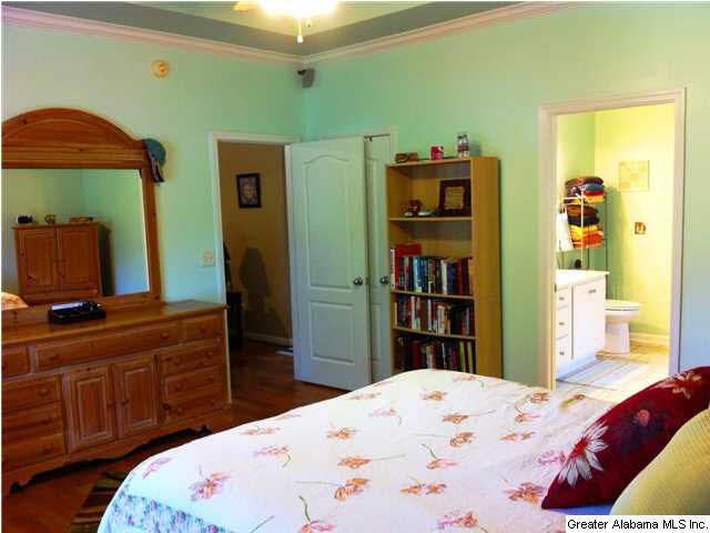 629 Barkley Circle Alabaster, AL 35007 - Photo 9 of 20
