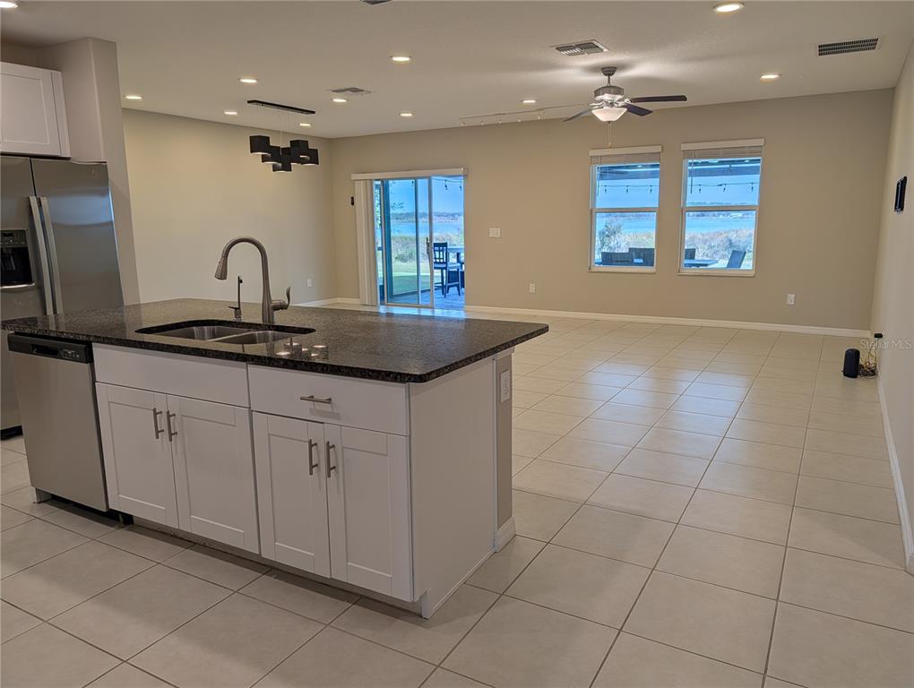 31649 Sun Kettle Loop Wesley Chapel, FL 33545 - Photo 11 of 74