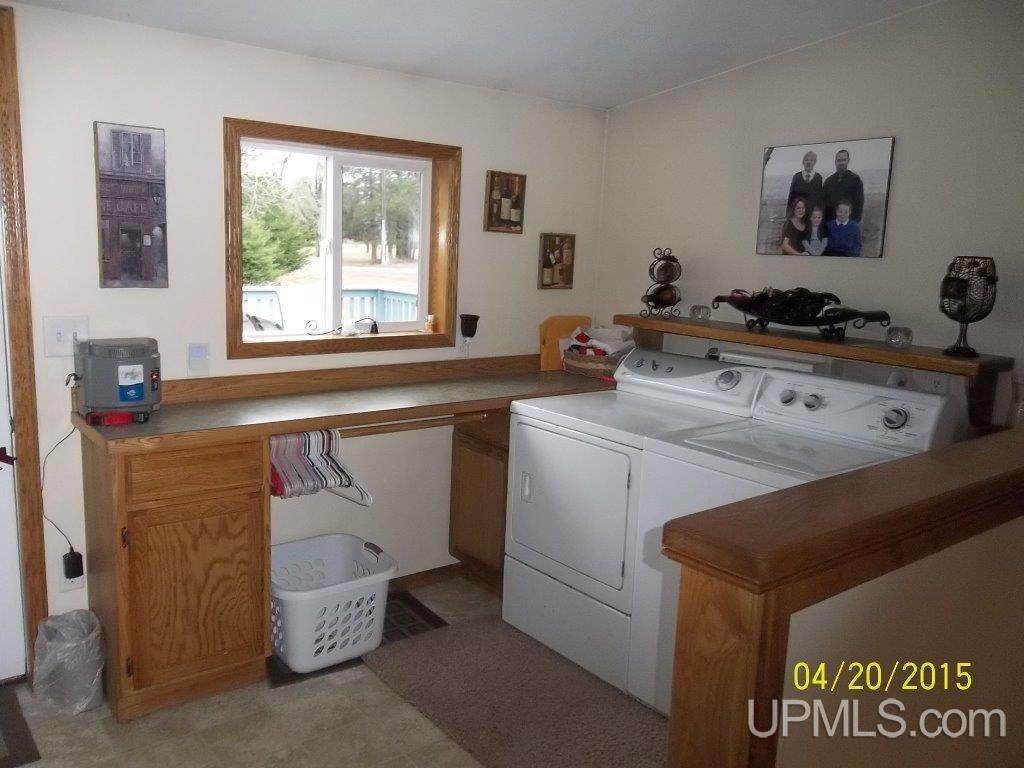 5001 Danforth Road Escanaba, MI 49829 - Photo 3 of 15
