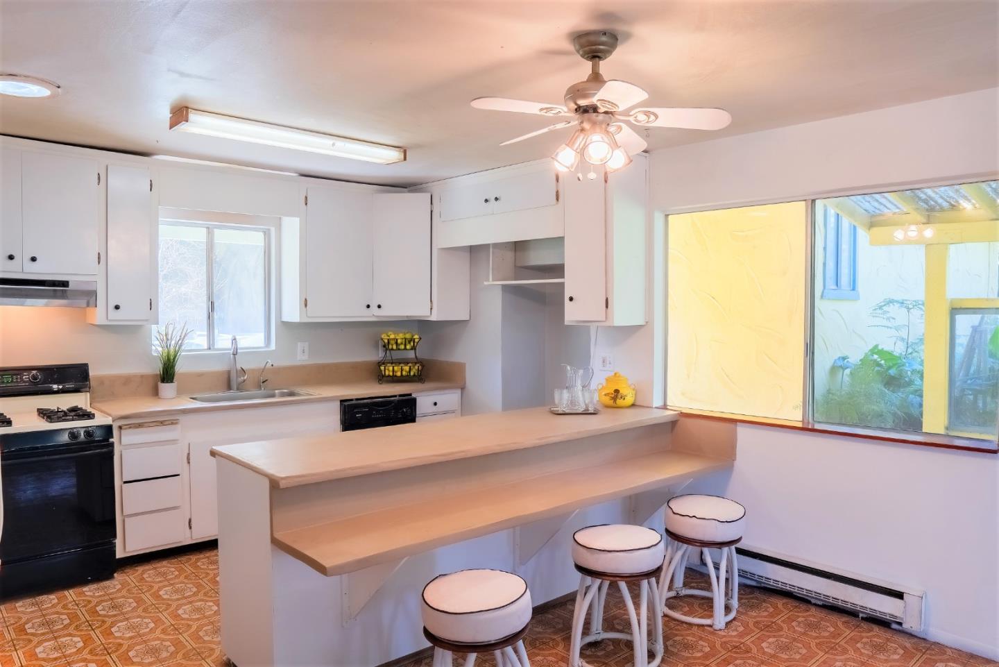 36861 Foothill Road Soledad, CA 93960 - Photo 9 of 32 Gallery Image 9