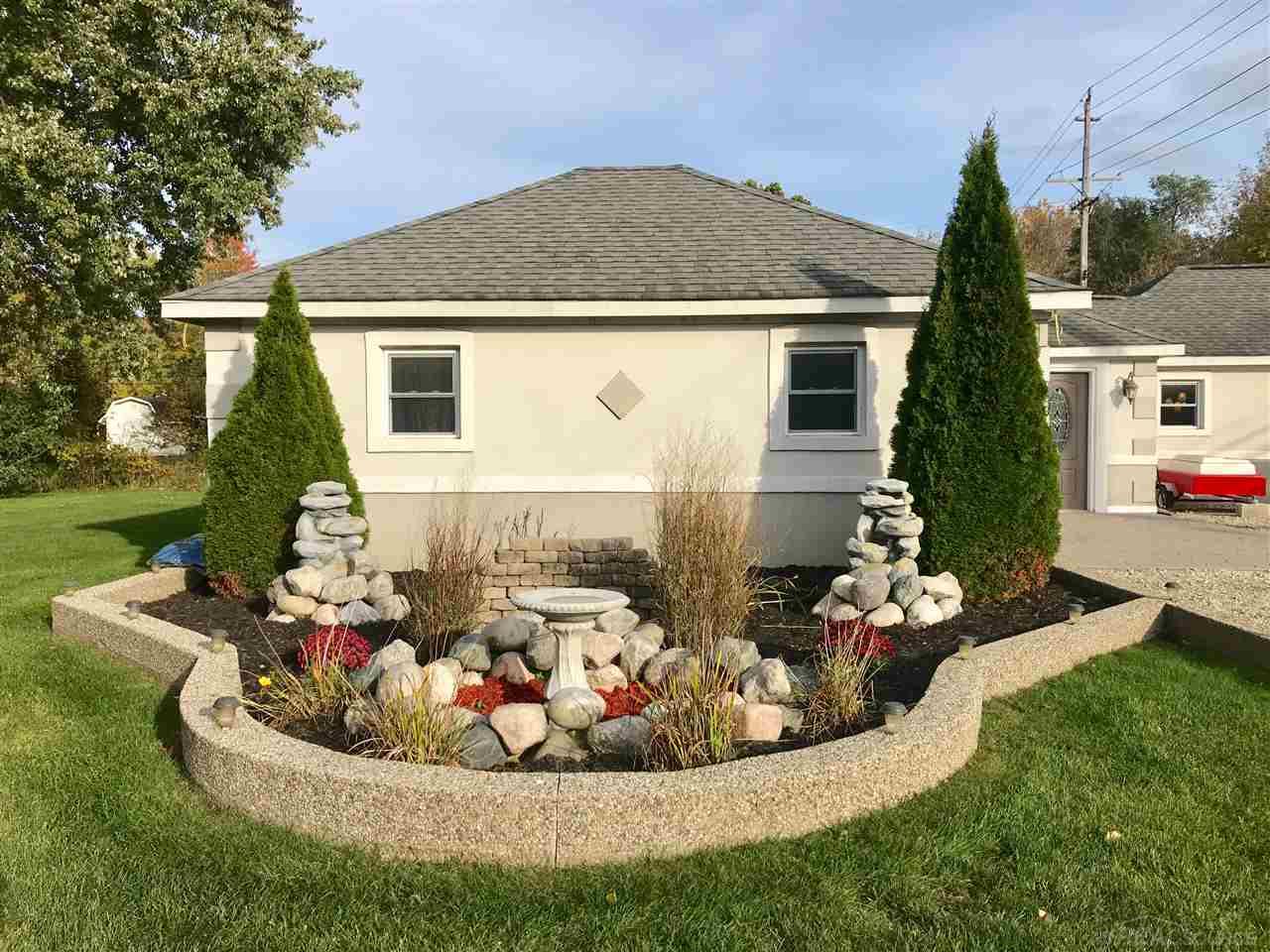 2959 St Clair Drive Rochester Hills, MI 48309 - Photo 2 of 30