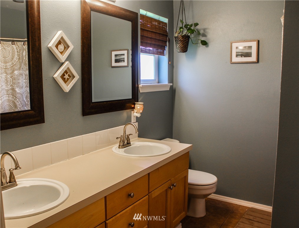 8632 194th Avenue Southwest Rochester, WA 98579 - Photo 9 of 24