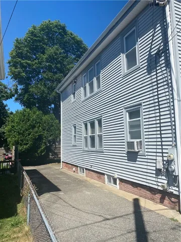 $585,000 | 33 Pine Street, East Providence, RI 02915