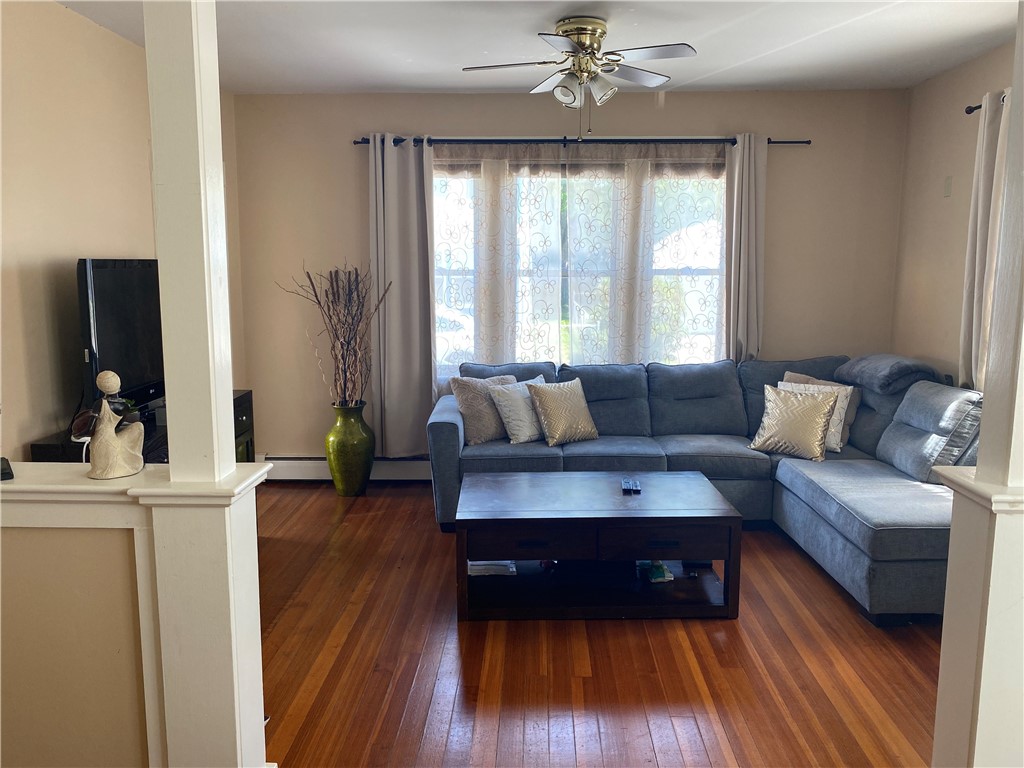 33 Pine Street East Providence, RI 02915 - Photo 6 of 7