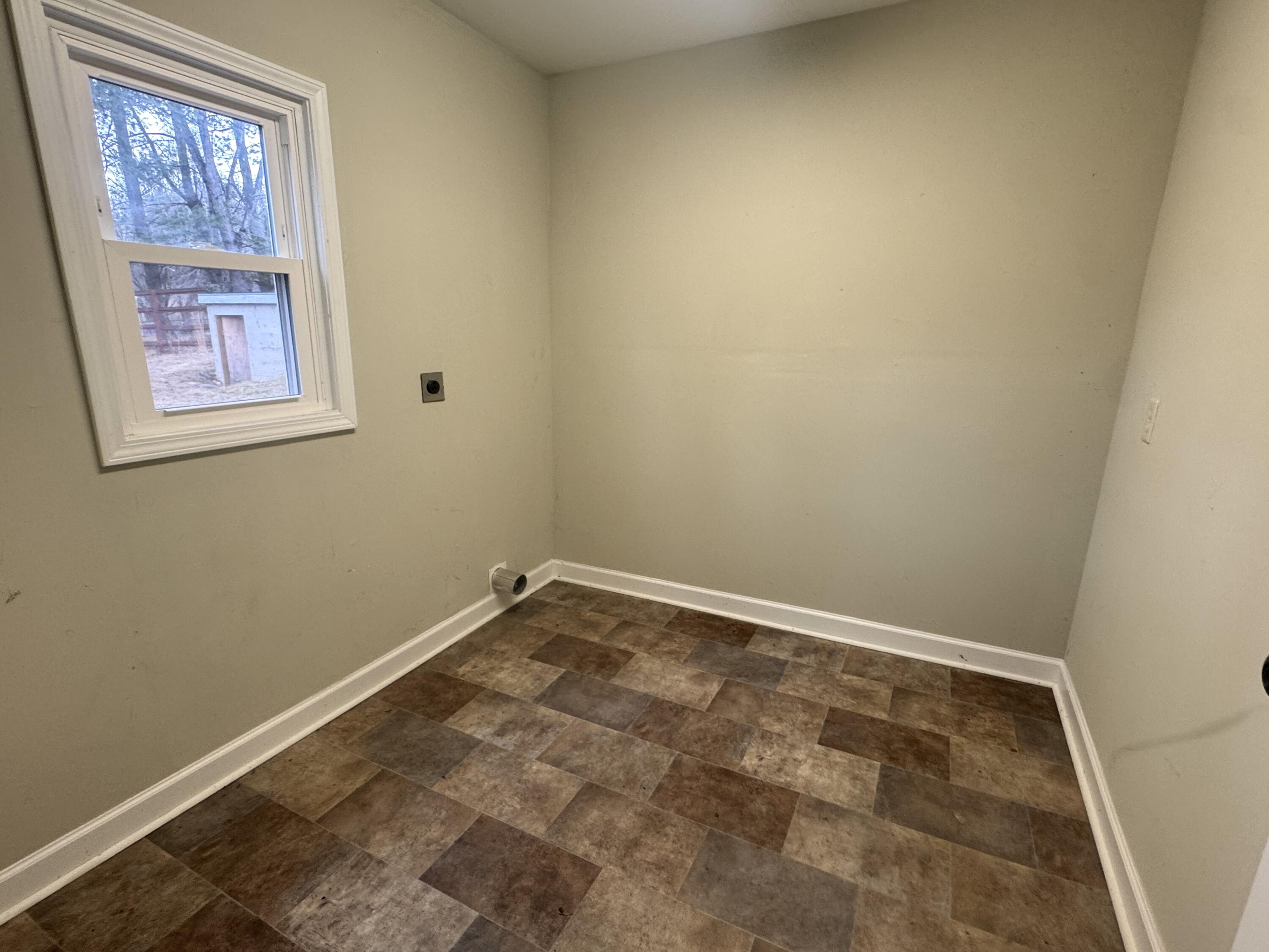 3997 Welcome Valley Road Southeast Roanoke, VA 24014 - Photo 18 of 26 IMG_1884