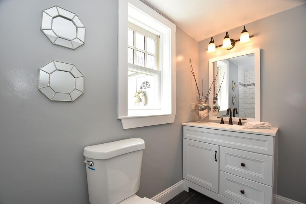 202 Chase Road Lunenburg, MA 01462 - Photo 5 of 21