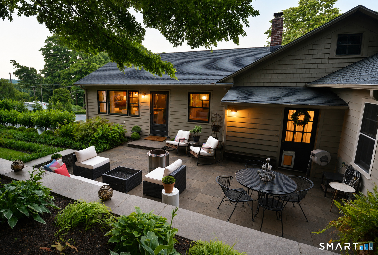 5 Hanover Road Newtown, CT 06470 - Photo 2 of 34