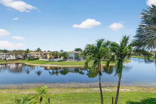 $939,000 | 6887 Houlton Circle, Lake Worth, FL 33467