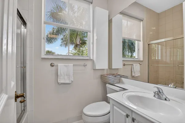 $939,000 | 6887 Houlton Circle, Lake Worth, FL 33467