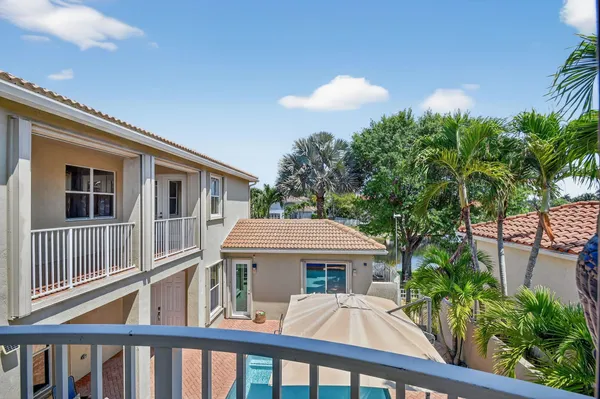 $939,000 | 6887 Houlton Circle, Lake Worth, FL 33467