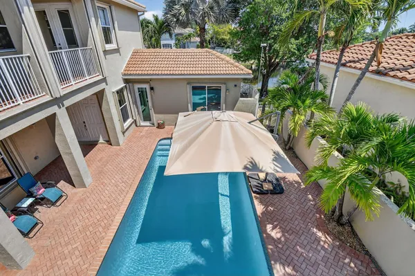 $939,000 | 6887 Houlton Circle, Lake Worth, FL 33467