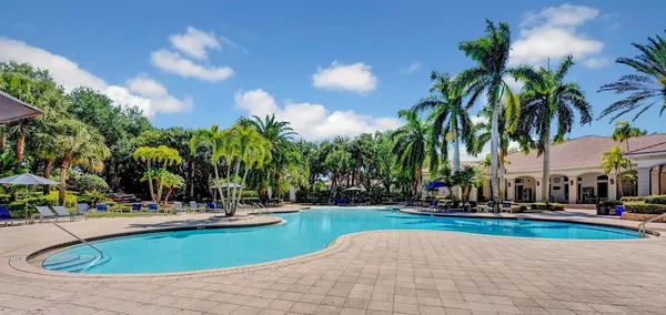 $939,000 | 6887 Houlton Circle, Lake Worth, FL 33467
