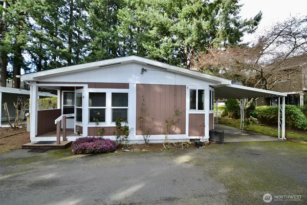 $99,900 | 5250 College Street Southeast, Unit 19, Lacey, WA 98503