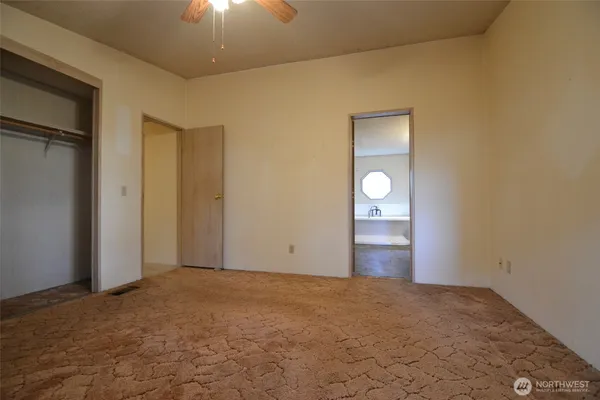 $99,900 | 5250 College Street Southeast, Unit 19, Lacey, WA 98503