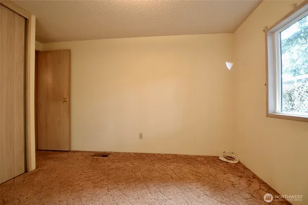 $99,900 | 5250 College Street Southeast, Unit 19, Lacey, WA 98503