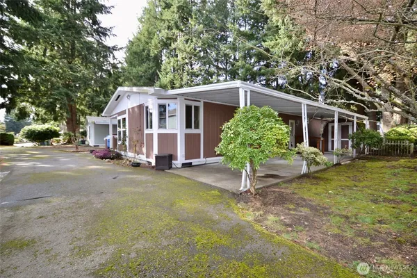 $99,900 | 5250 College Street Southeast, Unit 19, Lacey, WA 98503