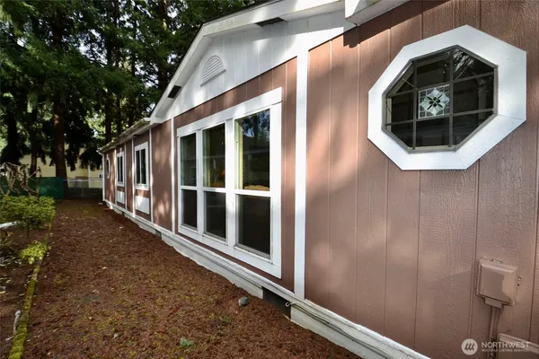 $99,900 | 5250 College Street Southeast, Unit 19, Lacey, WA 98503