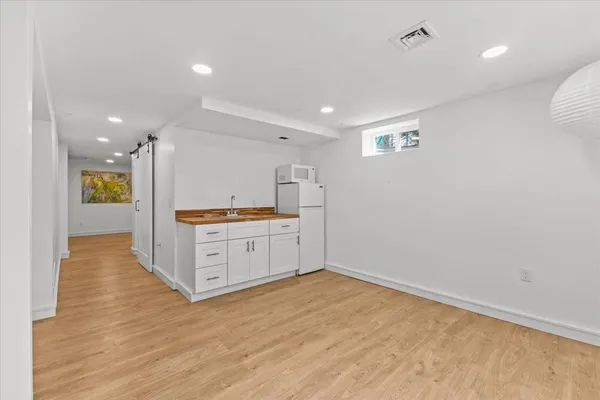 $595,000 | 21 Cross Parkway, Burlington, VT 05408