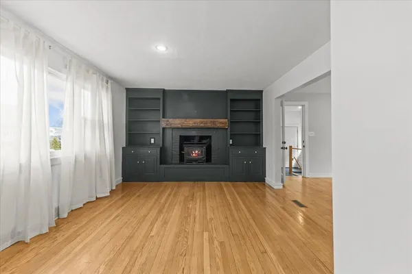 $595,000 | 21 Cross Parkway, Burlington, VT 05408