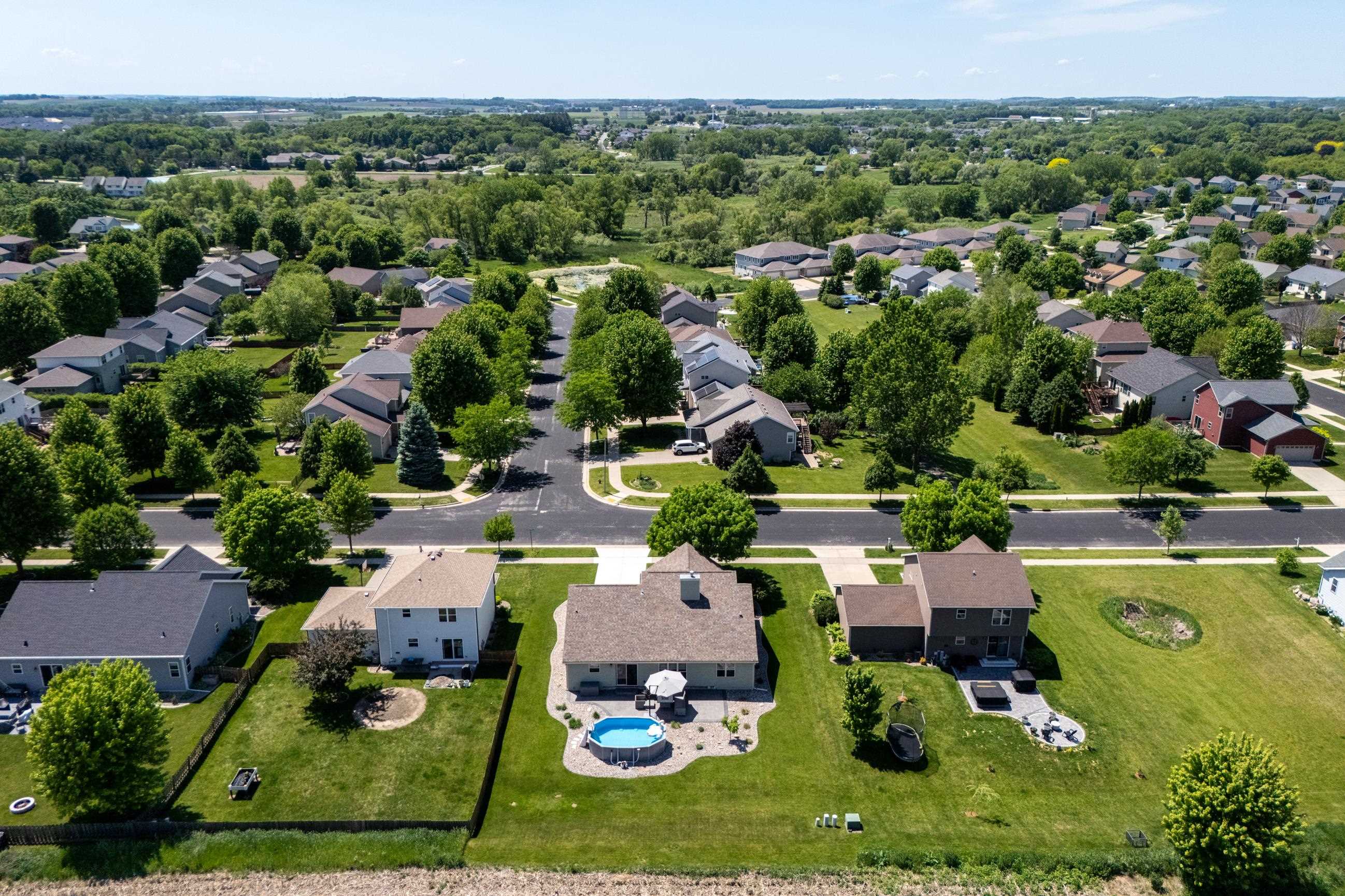 6918 Rembrandt Road DeForest, WI 53532 - Photo 8 of 66