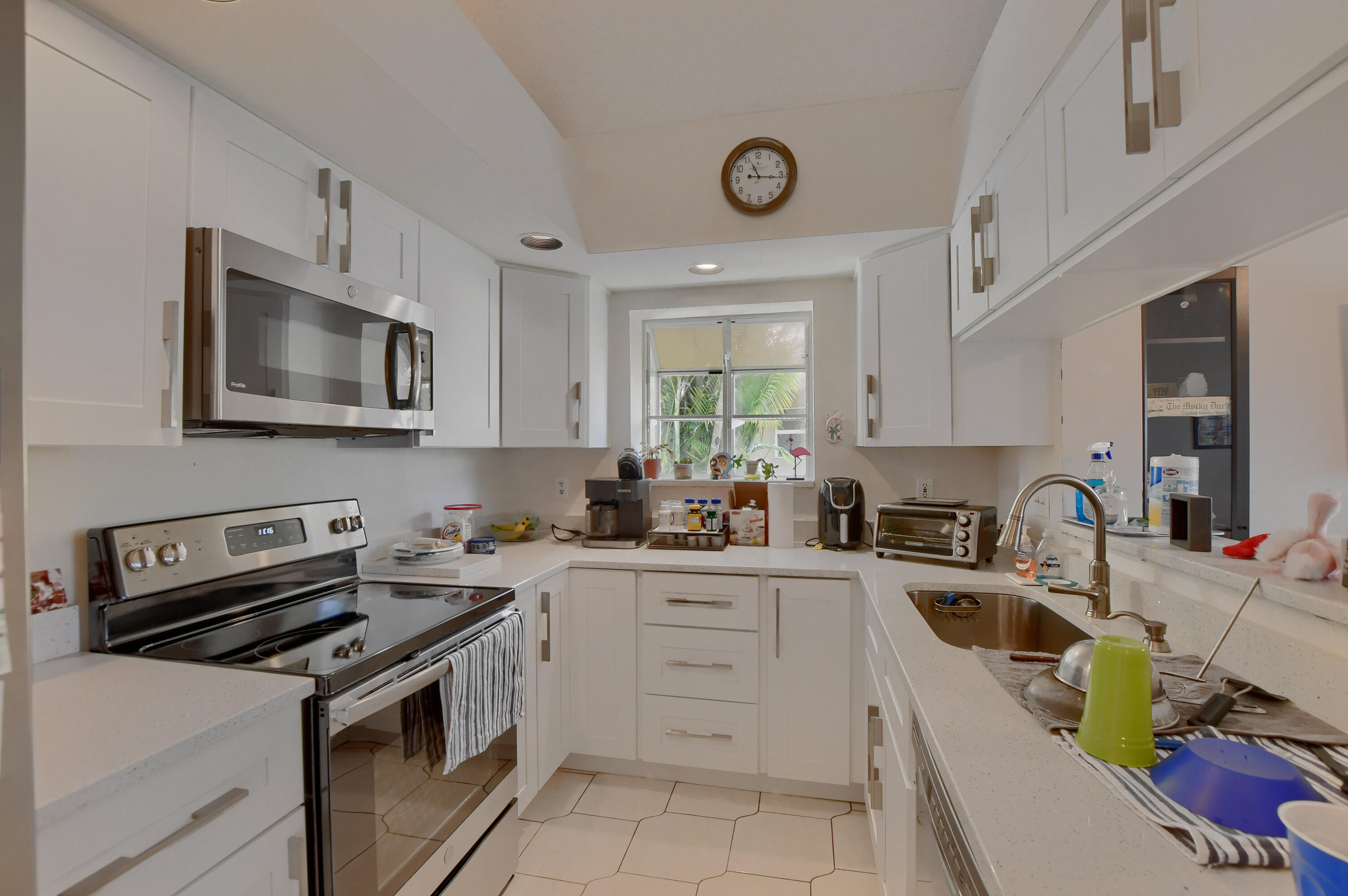 11089 Rios Road, Unit 11089 Boca Raton, FL 33498 - Photo 26 of 33 26_ebf_2125-hdr(5)