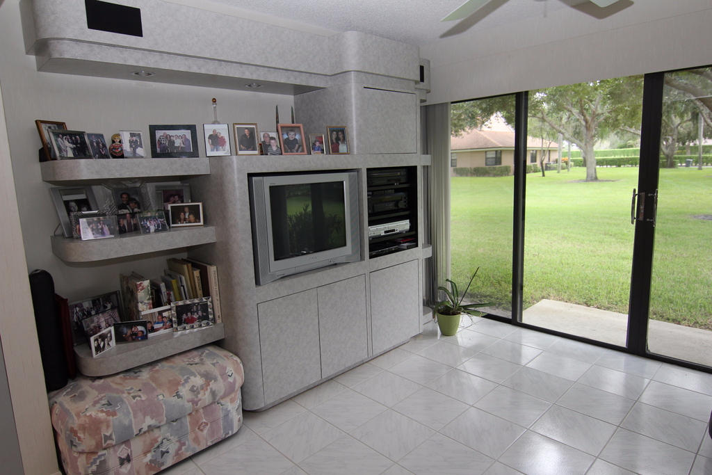 8432 Parkgate Road Boca Raton, FL 33496 - Photo 5 of 19 Garden Room
