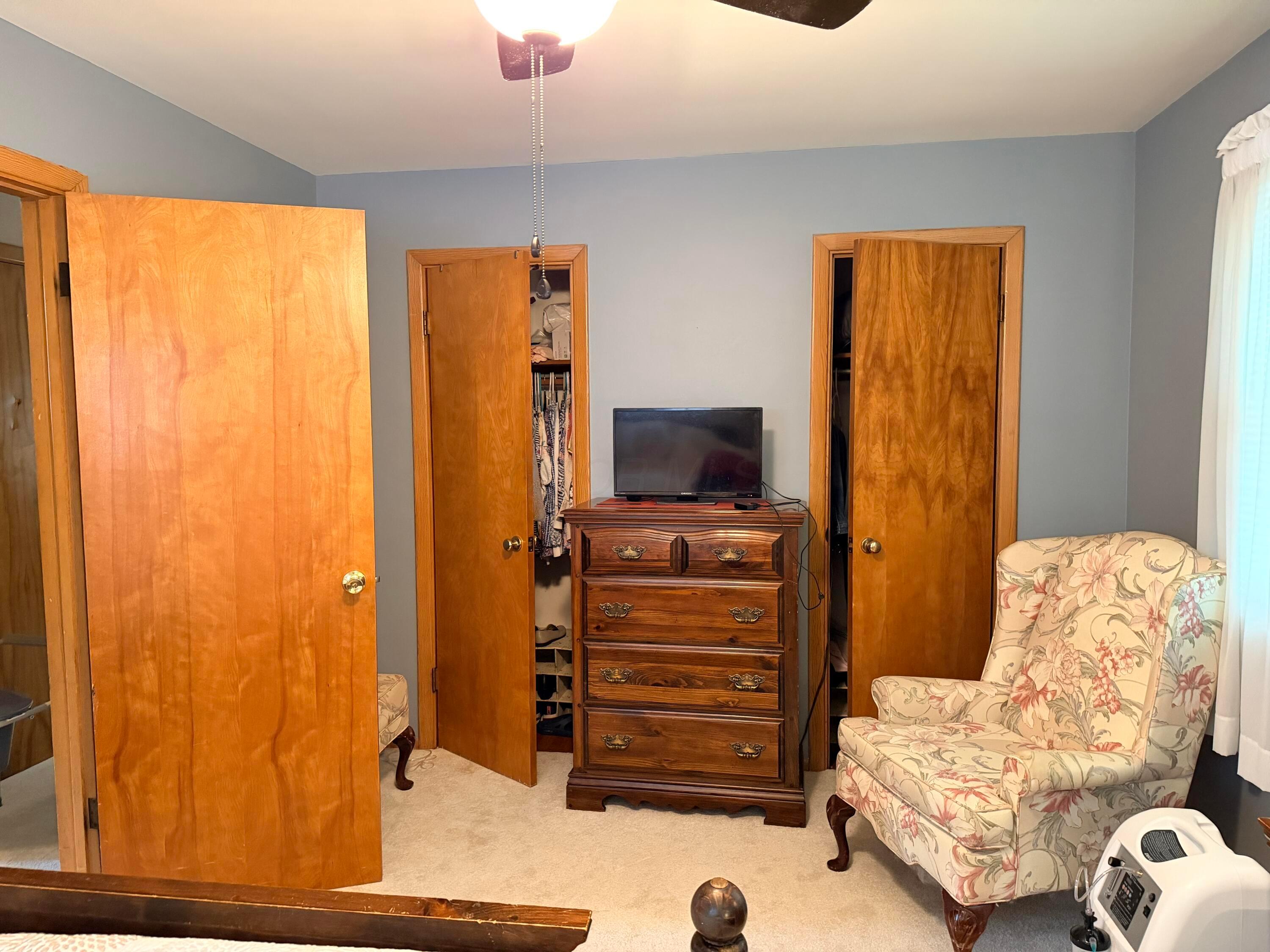 730 St Margaret Road Chillicothe, OH 45601 - Photo 20 of 31 Bedroom #1 with two closets