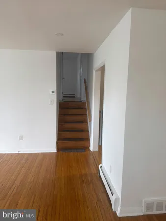 $3,200 | 216 Sussex Boulevard, Broomall, PA 19008