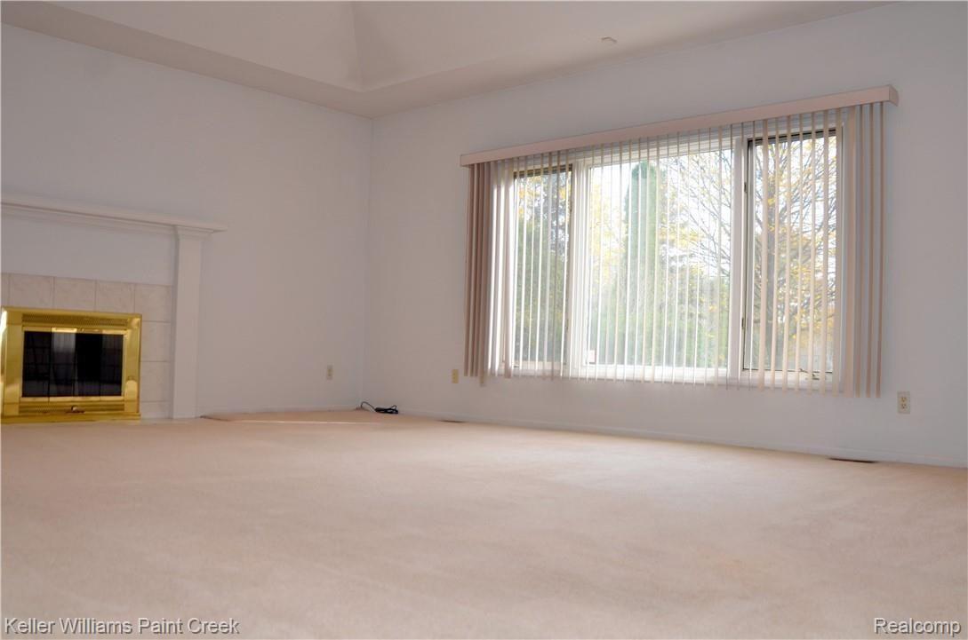 31214 Country Ridge Circle Farmington, MI 48331 - Photo 14 of 35 16family.JPG