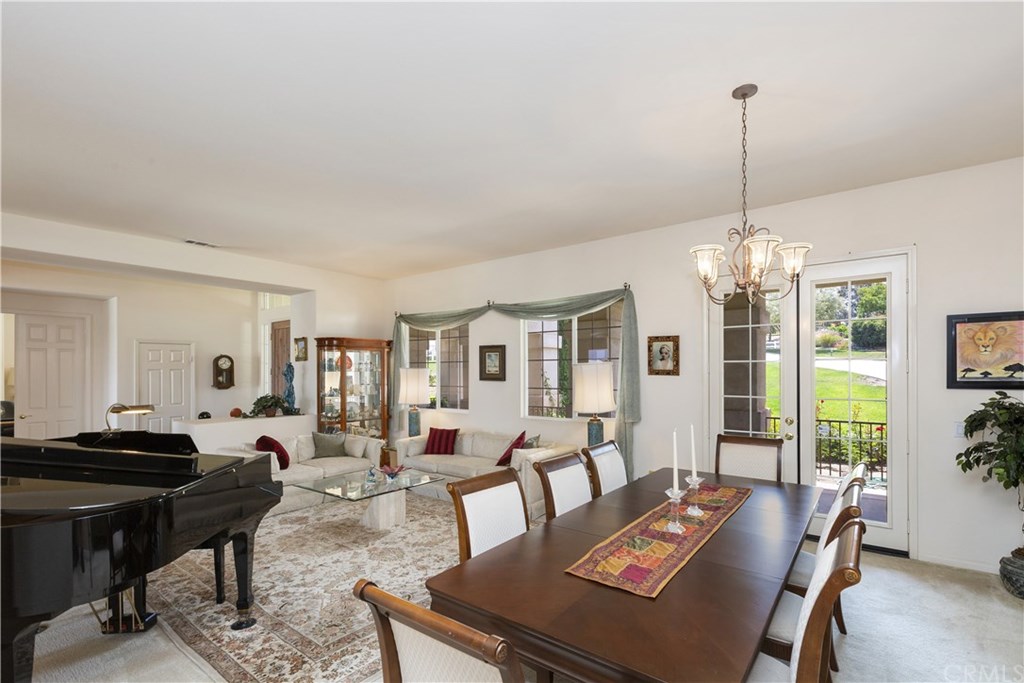 17944 Scottsdale Road Riverside, CA 92504 - Photo 11 of 43 Dining and Living Room