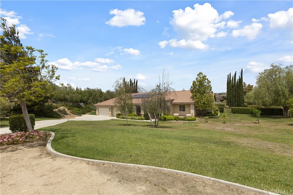 17944 Scottsdale Road Riverside, CA 92504 - Photo 3 of 43 Front