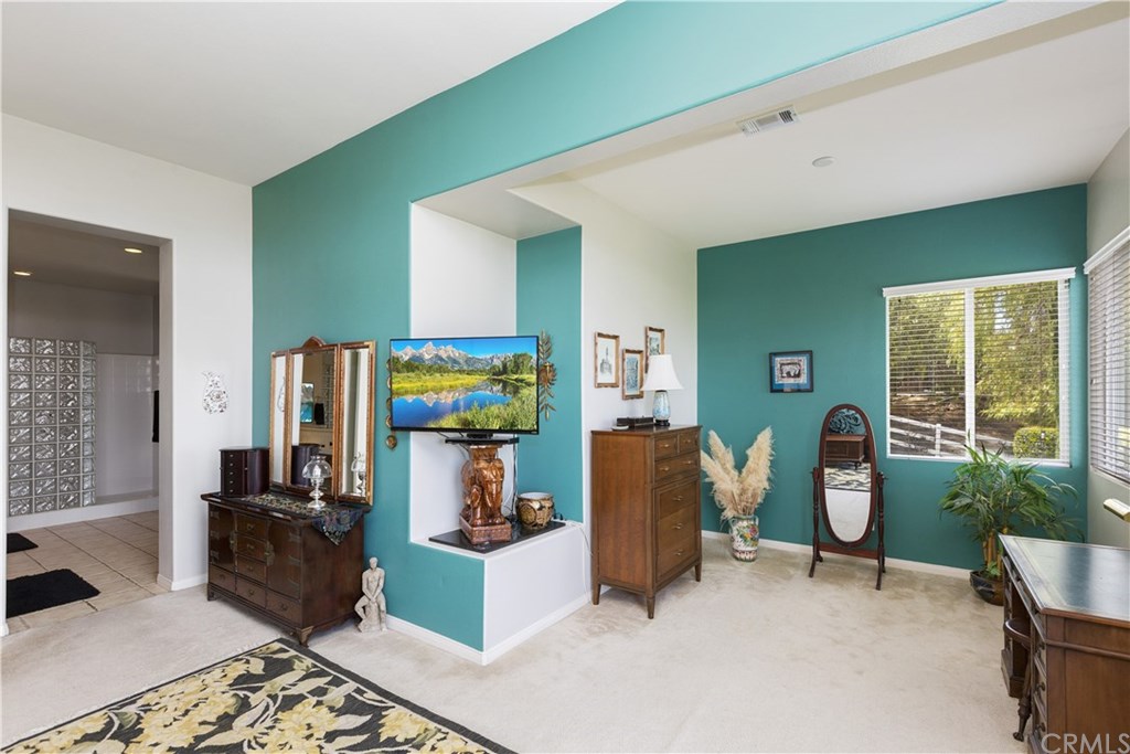 17944 Scottsdale Road Riverside, CA 92504 - Photo 26 of 43 Master Retreat