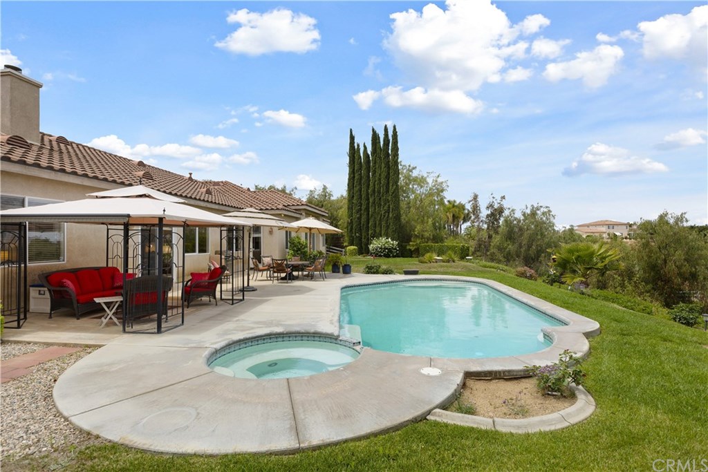 17944 Scottsdale Road Riverside, CA 92504 - Photo 34 of 43 Pool Looking West