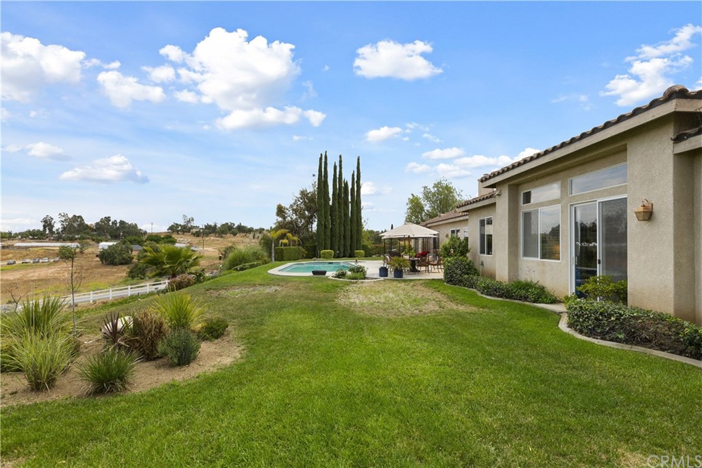 17944 Scottsdale Road Riverside, CA 92504 - Photo 38 of 43 Backyard Looking East