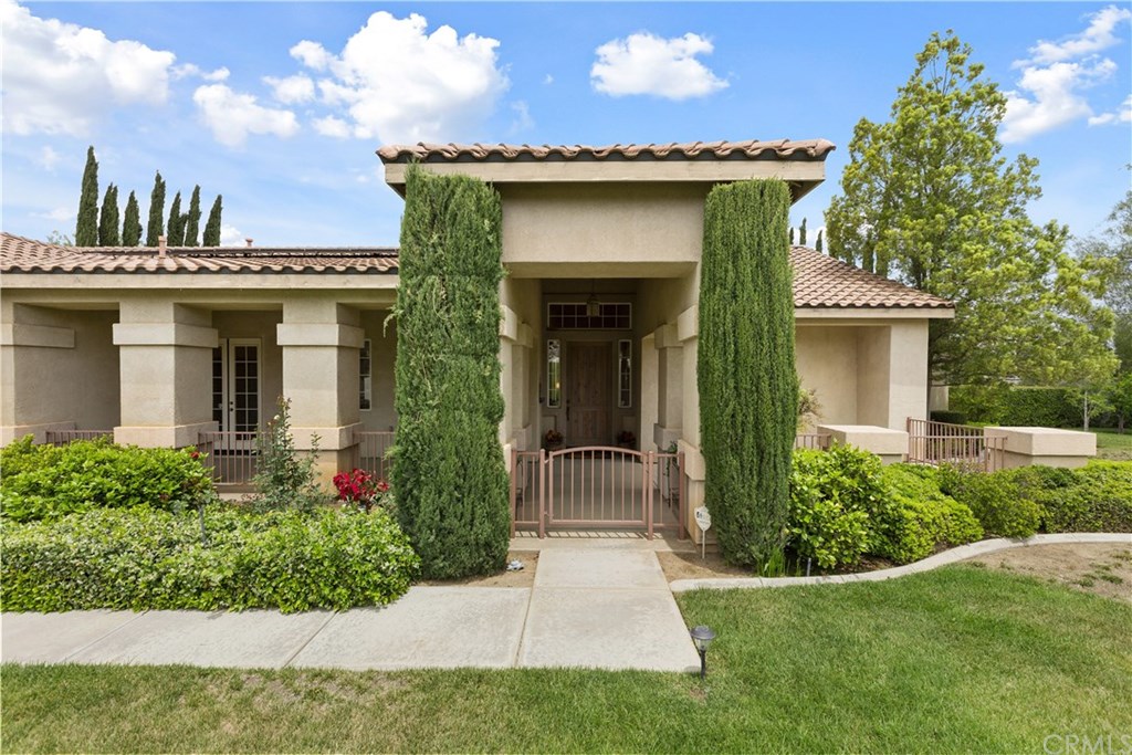 17944 Scottsdale Road Riverside, CA 92504 - Photo 5 of 43 Front Entry