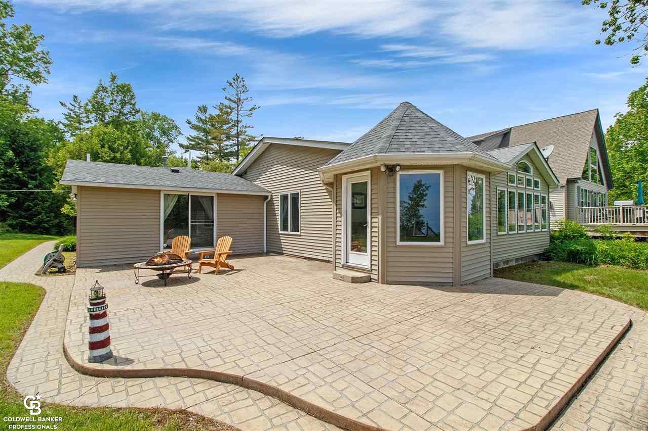 6291 Lakeshore Road Lexington, MI 48450 - Photo 7 of 47 A place to enjoy your morning coffee while watching the freighters