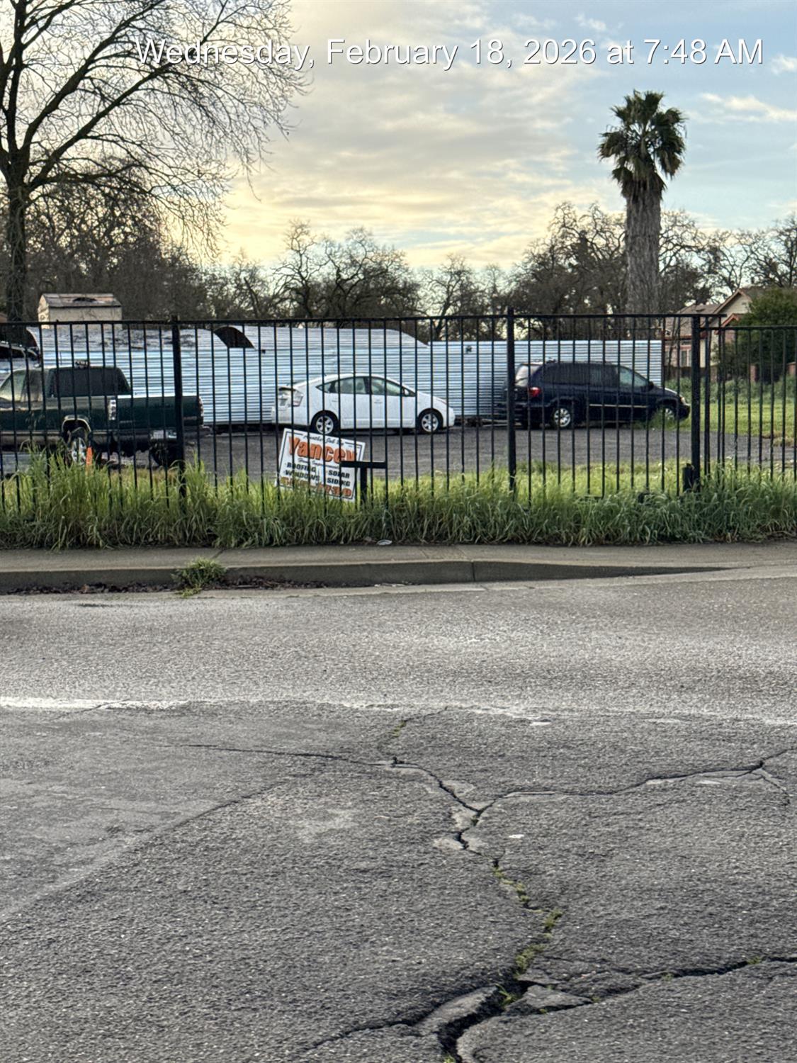 864 Oak Lane Rio Linda, CA 95673 - Photo 5 of 10 a view of a yard with a street