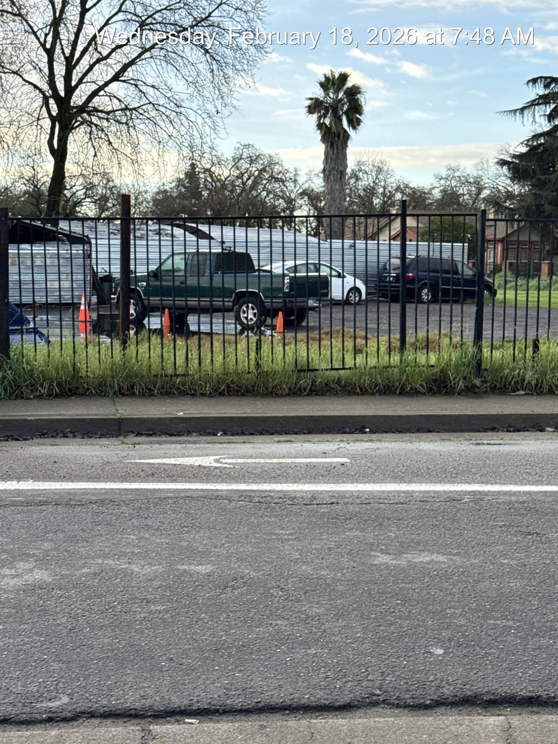 864 Oak Lane Rio Linda, CA 95673 - Photo 6 of 10 a view of a yard